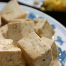 Prepared with calcium sulfate Regular Raw Tofu